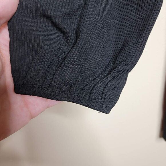 Le Lis Black Drop Shoulder Long Sleeve Dress Size Small - Picture 6 of 15